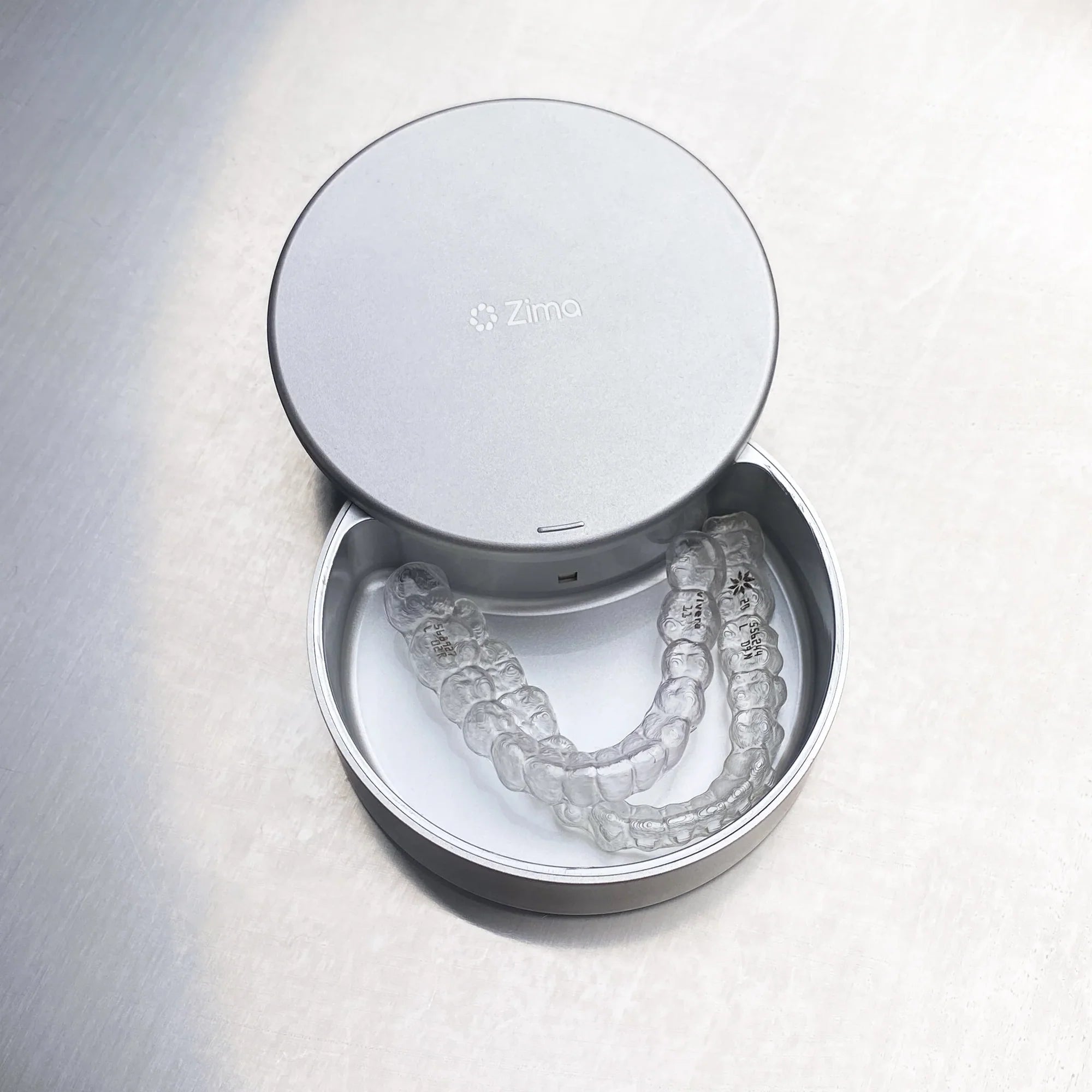 Zima UV Case
